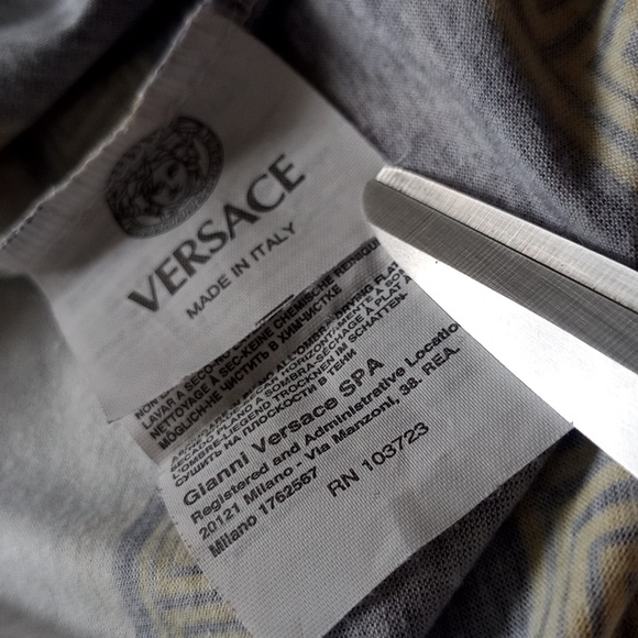 Versace Graphic Print Rapper Style T-Shirt - Picture 3 of 10